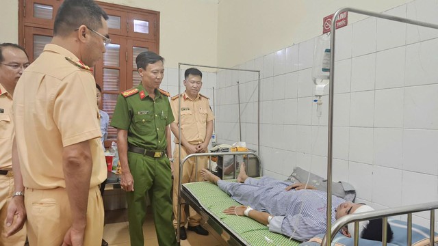 Tài xế dương tính ma túy, tông trọng thương trung tá CSGT- Ảnh 2. Tài xế dương tính ma túy, tông trọng thương trung tá CSGT- Ảnh 2.