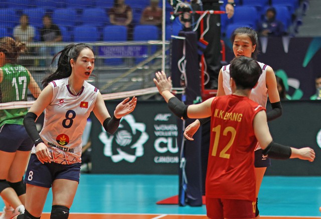 X&aacute;c định 4 đội v&agrave;o b&aacute;n kết giải b&oacute;ng chuyền AVC Cup 2026: Chủ nh&agrave; dừng bước - Ảnh 2.