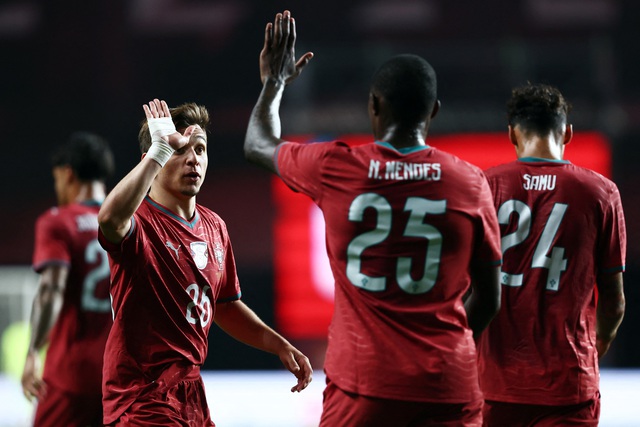 World Cup 2026: Ronaldo nín thở vì đàn em chấn thương, Bồ Đào Nha và Anh thắng vẫn lo- Ảnh 2. World Cup 2026: Ronaldo nín thở vì đàn em chấn thương, Bồ Đào Nha và Anh thắng vẫn lo- Ảnh 2.