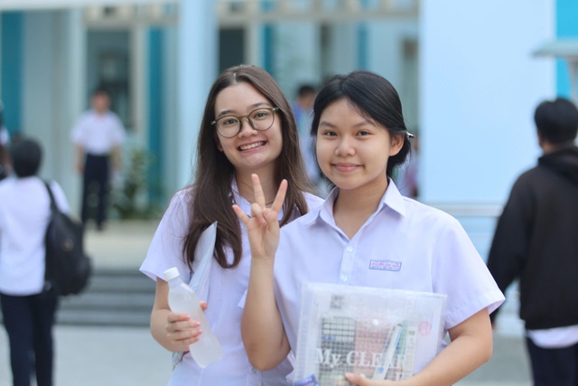 Thí sinh gặp tai nạn trên đường đi thi, được đề nghị đặc cách tốt nghiệp- Ảnh 2. Thí sinh gặp tai nạn trên đường đi thi, được đề nghị đặc cách tốt nghiệp- Ảnh 2.