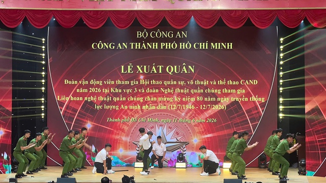 Công an TP.HCM quyết tâm đạt thành tích cao ở giải thể thao, văn nghệ lớn
- Ảnh 1. Công an TP.HCM quyết tâm đạt thành tích cao ở giải thể thao, văn nghệ lớn
- Ảnh 1.