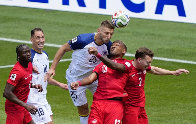 Chủ nhà Canada chơi cực hay, giành điểm số lịch sử tại World Cup: Bosnia & Herzegovina hòa đau đớn- Ảnh 1. Chủ nhà Canada chơi cực hay, giành điểm số lịch sử tại World Cup: Bosnia & Herzegovina hòa đau đớn- Ảnh 1.