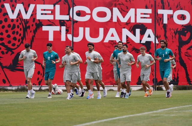 CĐV Mexico ủng hộ Iran tại World Cup 2026: Chính trị đừng xen vào thể thao- Ảnh 1. CĐV Mexico ủng hộ Iran tại World Cup 2026: Chính trị đừng xen vào thể thao- Ảnh 1.