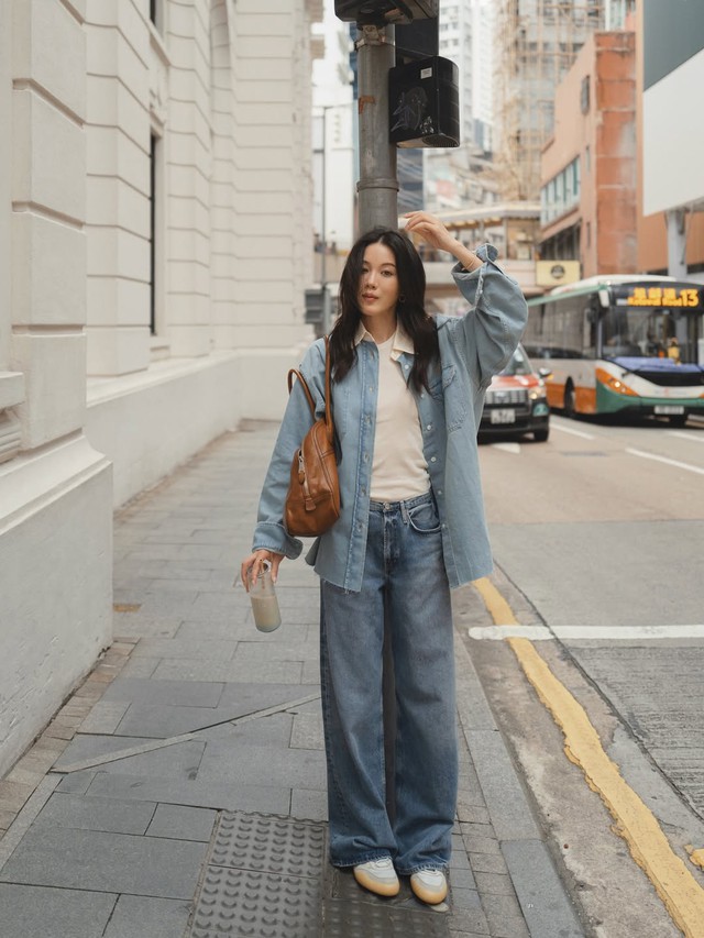 Đa dạng phong cách với áo khoác và quần shorts denim- Ảnh 4. Đa dạng phong cách với áo khoác và quần shorts denim- Ảnh 4.