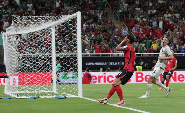 World Cup 2026: HLV H&agrave;n Quốc n&oacute;i g&igrave; về Son Heung-min, HLV CH Czech thừa nhận thất bại cay đắng- Ảnh 2.
