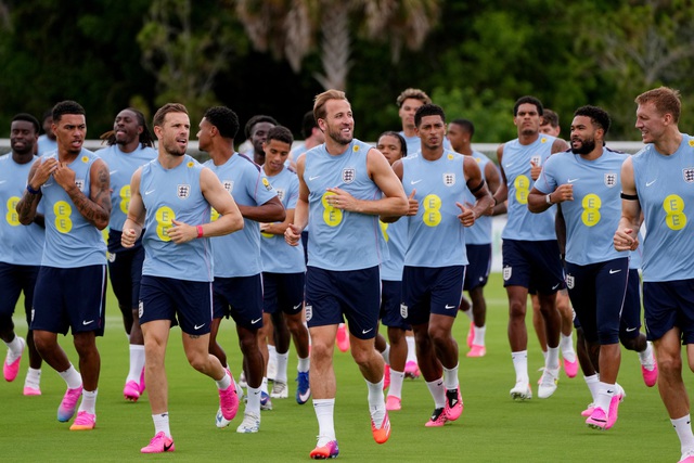 World Cup 2026: Sốc, đội tuyển Anh bị mất trộm giày và bóng trước giờ thi đấu- Ảnh 2. World Cup 2026: Sốc, đội tuyển Anh bị mất trộm giày và bóng trước giờ thi đấu- Ảnh 2.