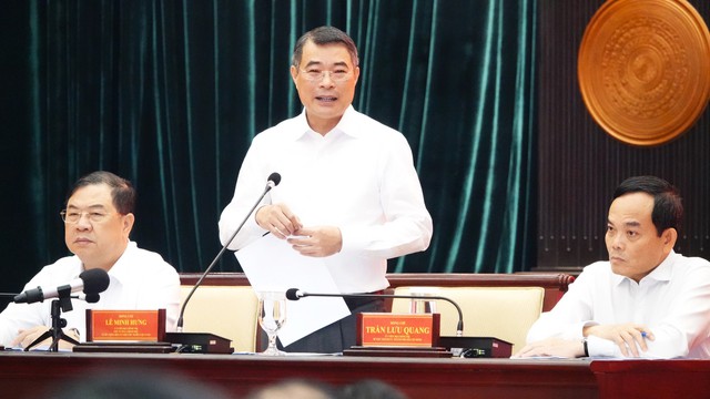 Thủ tướng Lê Minh Hưng: Trung ương ưu tiên vốn, TP.HCM phải cam kết tiến độ - Ảnh 1.
