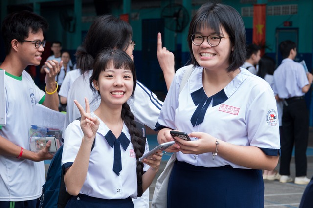 Thành ngữ nào trong đề tiếng Anh thi tốt nghiệp THPT làm khó thí sinh? - Ảnh 3.