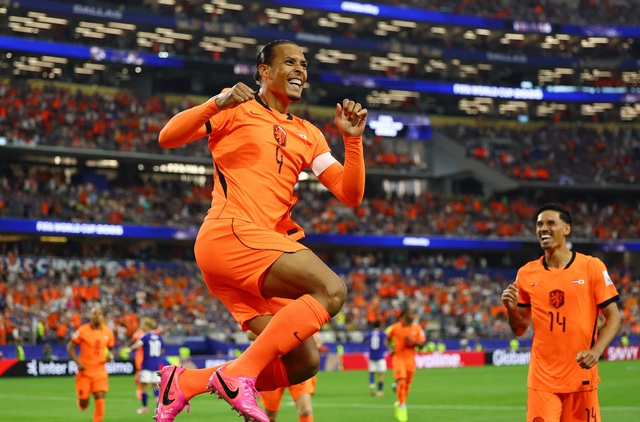 Van Dijk ghi bàn không thể giúp Hà Lan thắng Nhật Bản quả cảm- Ảnh 3.