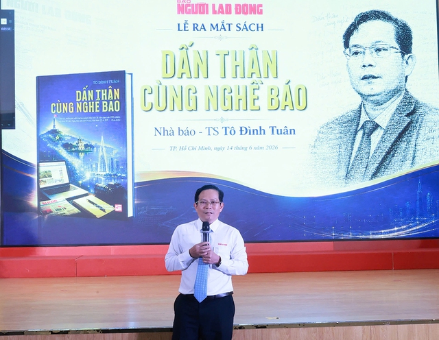 Hơn 30 năm 'Dấn thân cùng nghề báo' của nhà báo Tô Đình Tuân - Ảnh 1.