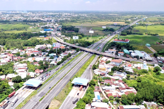 Giao thông kết nối sân bay Long Thành 'chạy' hết tốc lực- Ảnh 1.