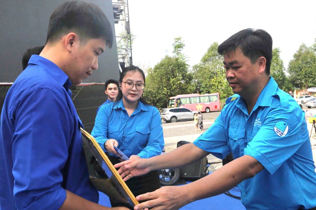 Thanh niên công nhân góp phần vào mục tiêu tăng trưởng 2 con số - Ảnh 4.