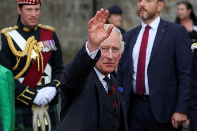 Vua Charles III chi số tiền khổng lồ để trả tiền thuê nhà cho Hoàng gia Anh - Ảnh 1.
