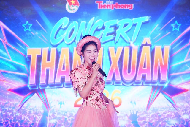 Concert 'Thanh xuân' đón 20.000 khán giả, phát vé miễn phí

- Ảnh 2.