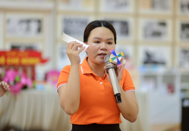 Hoạt động h&egrave; miễn ph&iacute; gi&uacute;p trẻ em ở TP.HCM 'l&agrave;m nh&agrave; s&aacute;ng chế' - Ảnh 2.