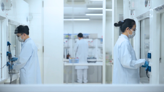 Có gì bên trong quy trình sản xuất mì ăn liền tại Acecook Việt Nam?- Ảnh 2.