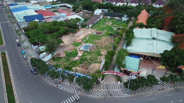 Quy hoạch Bãi Sau: Người dân mất quyền phát triển, doanh nghiệp được tăng lên 50 tầng?- Ảnh 1. Quy hoạch Bãi Sau: Người dân mất quyền phát triển, doanh nghiệp được tăng lên 50 tầng?- Ảnh 1.