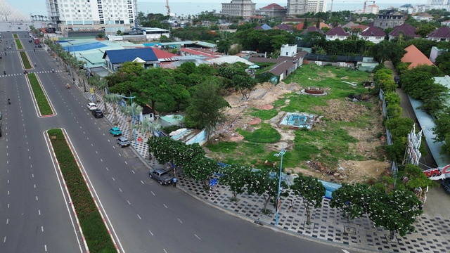 Quy hoạch Bãi Sau: Người dân mất quyền phát triển, doanh nghiệp được tăng lên 50 tầng?- Ảnh 2. Quy hoạch Bãi Sau: Người dân mất quyền phát triển, doanh nghiệp được tăng lên 50 tầng?- Ảnh 2.