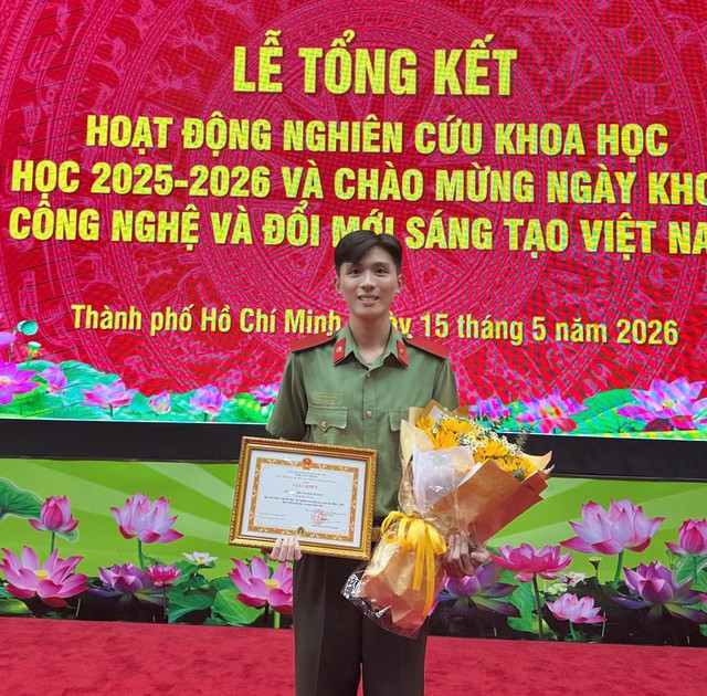 Tuổi 20 đáng ngưỡng mộ của một học viên an ninh - Ảnh 2.