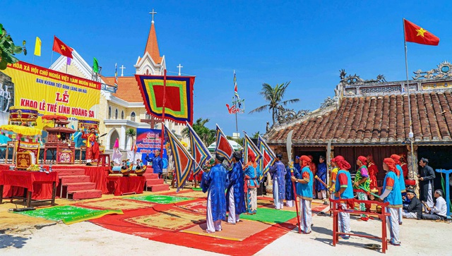 Tiếng ốc u tiễn h&ugrave;ng binh Ho&agrave;ng Sa- Ảnh 1.