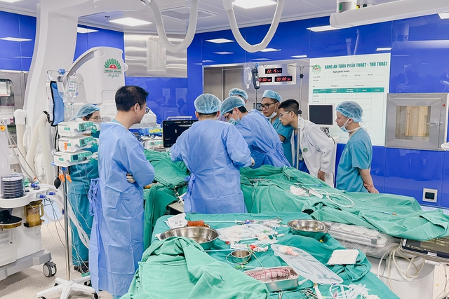 Đột ngột ngừng tim, người bệnh được cứu sống nhờ báo động toàn viện- Ảnh 2. Đột ngột ngừng tim, người bệnh được cứu sống nhờ báo động toàn viện- Ảnh 2.