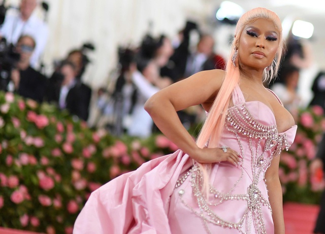 Nicki Minaj bị 'ném đá' vì chúc mừng sinh nhật Tổng thống Donald Trump - Ảnh 2.