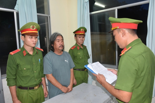 Khởi tố bị can đốt tiệm photocopy khiến cha ruột và một phụ nữ khác tử vong- Ảnh 1. Khởi tố bị can đốt tiệm photocopy khiến cha ruột và một phụ nữ khác tử vong- Ảnh 1.