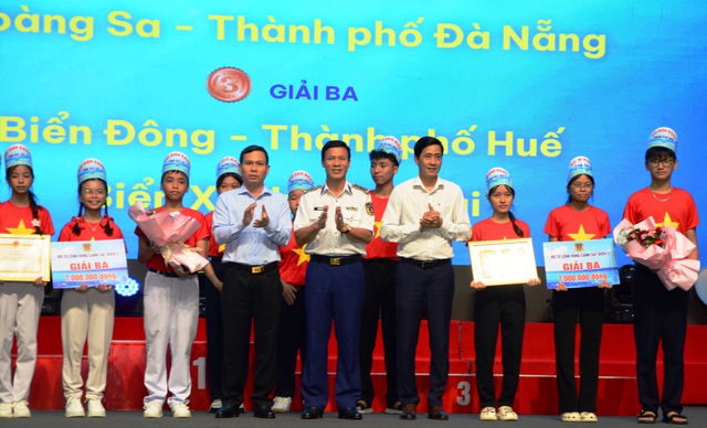 Gieo mầm tình yêu biển, đảo cho hơn 90.000 học sinh - Ảnh 4.