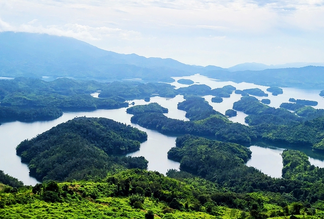 Đảng bộ xã Tà Đùng quyết tâm đổi mới, đột phá, phát triển bền vững - Ảnh 1.