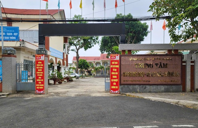 Nhiều sai phạm tại Trung tâm GDNN-GDTX Bảo Lộc, kiến nghị xử lý trách nhiệm giám đốc - Ảnh 1.