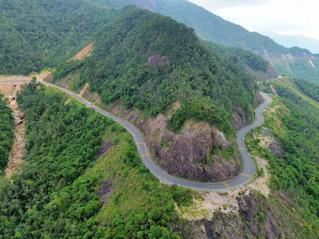 Cao tốc mở kh&ocirc;ng gian ph&aacute;t triển Nam Trung bộ - Ảnh 1.