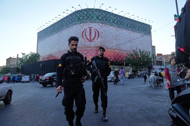 Tranh cãi quanh thỏa thuận Mỹ - Iran - Ảnh 1.