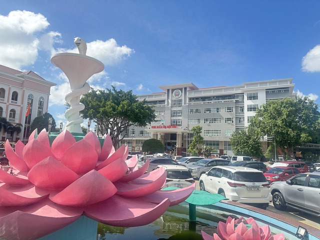 Bệnh viện Qu&acirc;n y 121 nỗ lực cứu sống cụ &ocirc;ng 100 tuổi- Ảnh 4.