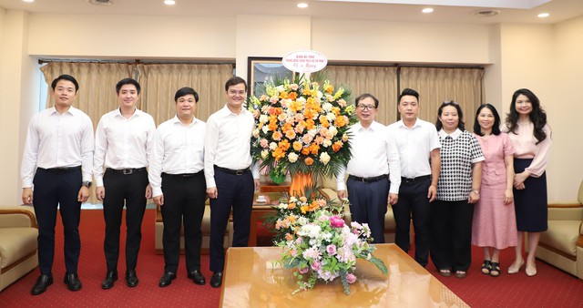 Bí thư thứ nhất T.Ư Đoàn chúc mừng Ngày Báo chí cách mạng Việt Nam- Ảnh 4.