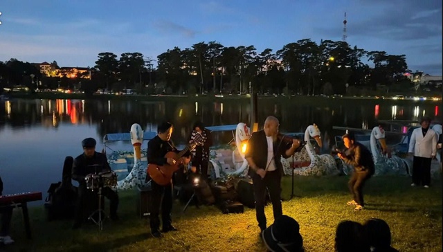 Dalat5AM - Bản hòa âm của sương sớm và ký ức phố núi- Ảnh 3.
