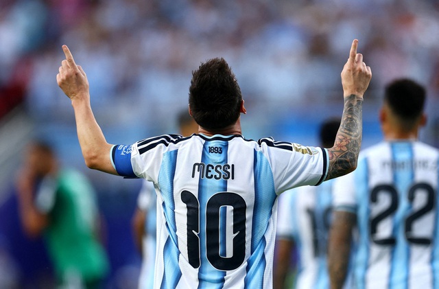 Hãy tận hưởng giây phút Messi còn cùng Argentina sải bước ở World Cup- Ảnh 3. Hãy tận hưởng giây phút Messi còn cùng Argentina sải bước ở World Cup- Ảnh 3.