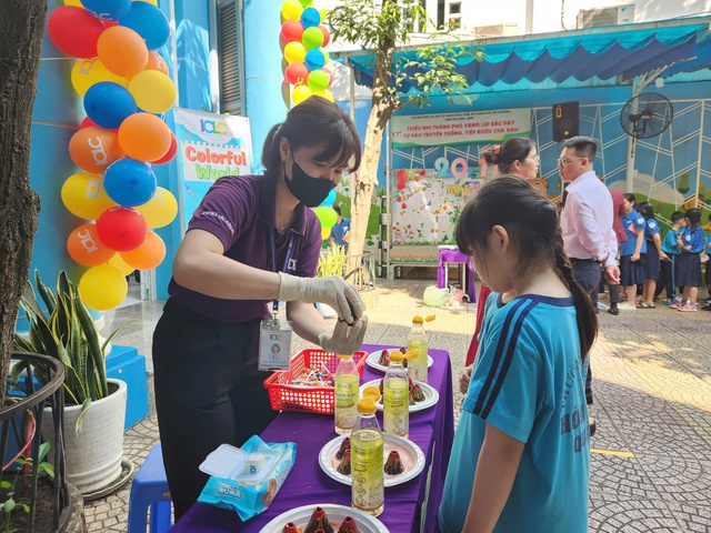 Bộ GD-ĐT sắp có thông tư về hoạt động giáo dục tăng cường, môn 'tự nguyện' - Ảnh 1.