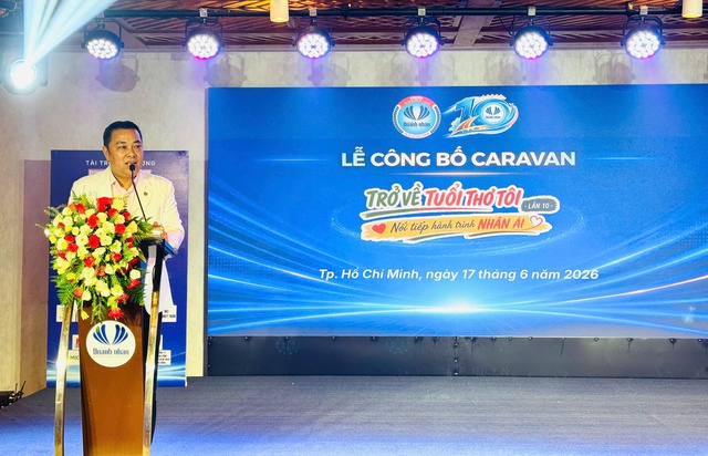 Caravan 'Trở về tuổi thơ tôi' dành hơn 2 tỉ đồng cho chuyến hành trình nhân ái- Ảnh 1.