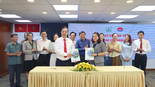 Trung tâm Báo chí TP.HCM và Học viện Cán bộ hợp tác đào tạo, nghiên cứu - Ảnh 1.