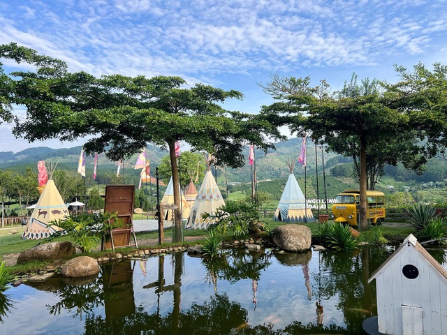 Mùa hè rực rỡ tại Mongo Land Đà Lạt - Ảnh 1.