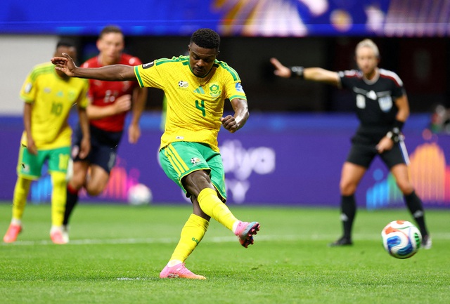Kết quả World Cup, CH Czech 1-1 Nam Phi: Đại diện châu Âu gây thất vọng- Ảnh 3. Kết quả World Cup, CH Czech 1-1 Nam Phi: Đại diện châu Âu gây thất vọng- Ảnh 3.