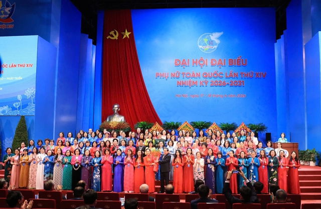 Bà Lê Thị Thủy tái đắc cử Chủ tịch Hội Liên hiệp Phụ nữ Việt Nam- Ảnh 2.