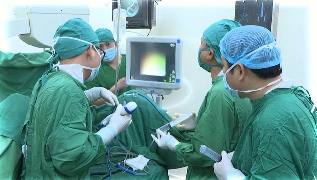 Bệnh viện Đa khoa tỉnh Lâm Đồng: Điểm sáng y tế vùng Tây nguyên - Ảnh 2.