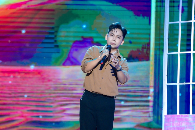 Danh ca Thái Châu nghẹn ngào nhớ nhạc sĩ Lam Phương- Ảnh 1. Danh ca Thái Châu nghẹn ngào nhớ nhạc sĩ Lam Phương- Ảnh 1.