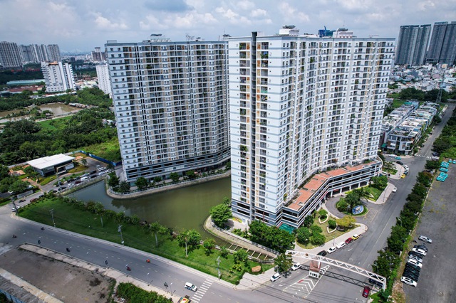 TP.HCM gỡ vướng 244 dự án, gần 153.000 căn nhà đủ điều kiện cấp sổ hồng - Ảnh 1.