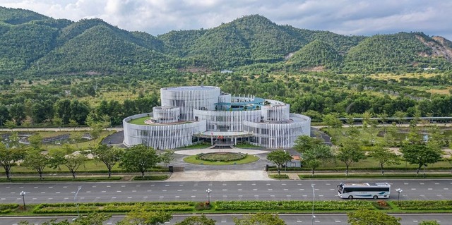Điểm hẹn tinh hoa - Bất động sản Đà Nẵng đổi pha tăng trưởng - Ảnh 2.