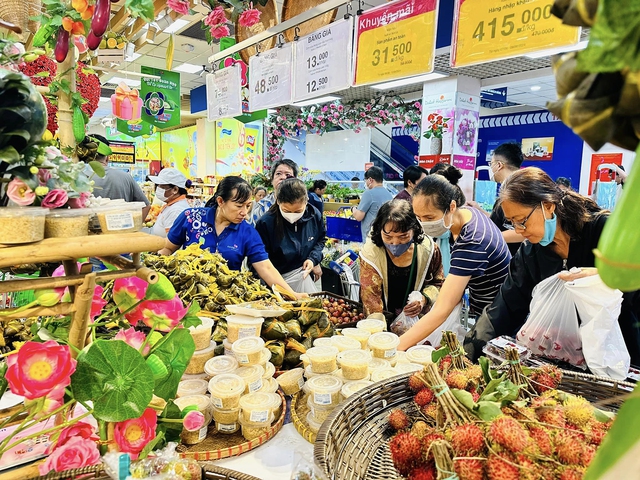 Saigon Co.op tung deal siêu tiết kiệm đón tết Đoan Ngọ - Ảnh 1.
