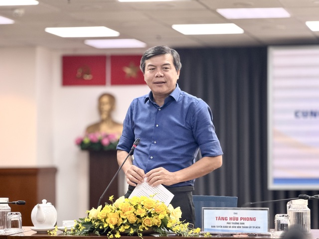 Sân Thống Nhất gần 100 tuổi ở TP.HCM thay đổi ra sao sau 3 tháng nâng cấp? - Ảnh 1.