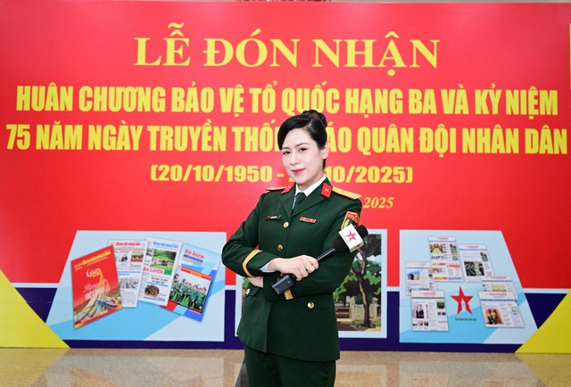 Cuộc sống của những hoa khôi học viện báo chí đình đám một thời, giờ ra sao? - Ảnh 5.