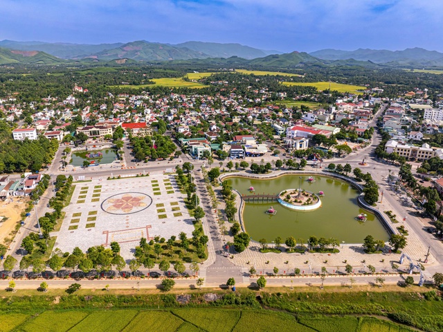 Hoài Ân vươn mình trên hành trình chuyển đổi số- Ảnh 1. Hoài Ân vươn mình trên hành trình chuyển đổi số- Ảnh 1.